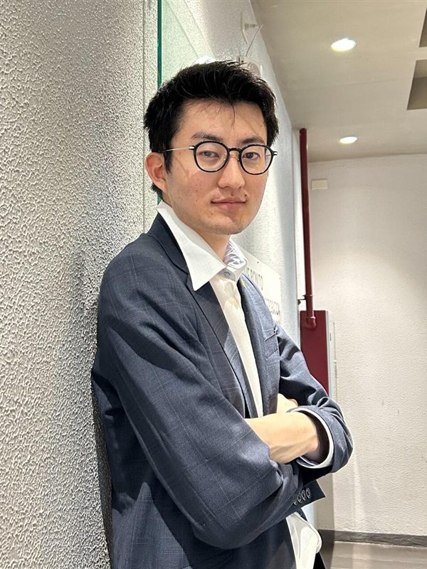 塚田 涼太